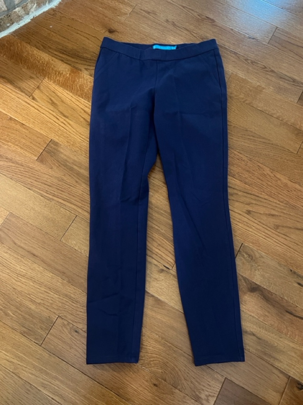 Tori Richard Navy Tailored Ankle Pant Slim Stretch Resort Travel Size 6 Womens - Picture 2 of 10
